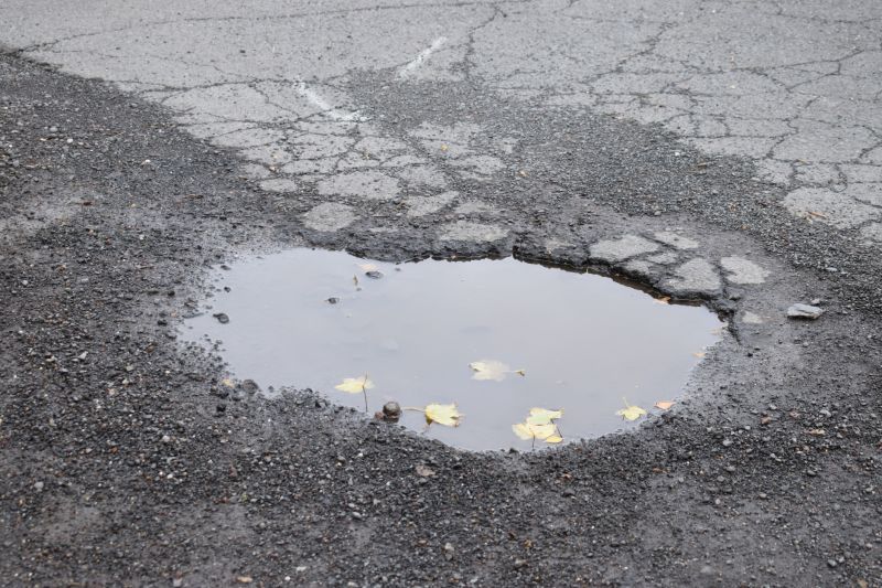 Asphalt Pothole Filling in Savannah, GA